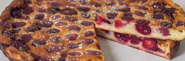 Lire la suite à propos de l’article Clafoutis aux cerises pour 6 à 8 personnes